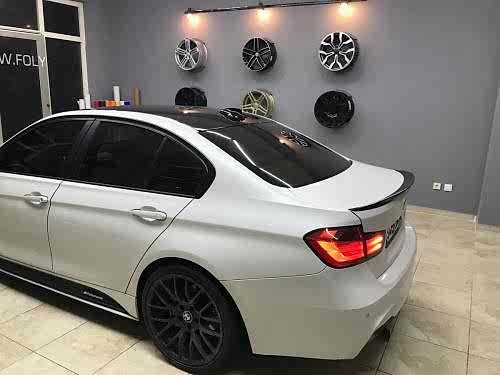 bmw f30 m3 m4 parlak siyah tavan kaplama folyo araç kaplama (11)