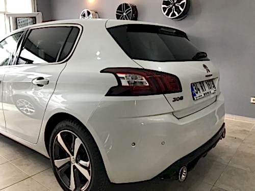 peugeot 308 stop çerçevesi karartma folyo kaplama araç kaplama
