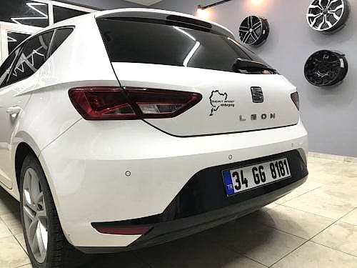 seat leon fr arka tampon difüzör parlak siyah araç kaplama (3)