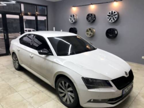 skoda octavia panjur kaplama parlak siyah (1)
