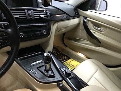 bmw f30 f10 f20 320 116 520 118 araç içi trim kaplama karbon carbon parlak siyah kırmızı araç kaplama folyo kaplama (24)